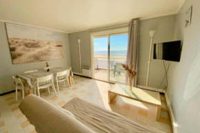 GROOMI La plage- Appartement 2 chambres front de mer avec vue !